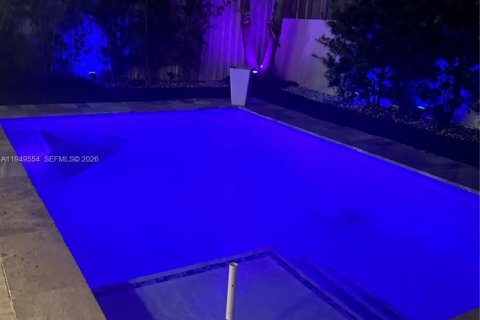 Снять в аренду виллу или дом в Хомстед, Флорида 3 спальни, 121.42м2, № 2005512 - фото 22