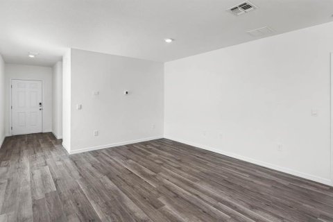 Casa en venta en Winter Haven, Florida, 3 dormitorios, 147.99 m2 № 2201757 - foto 3