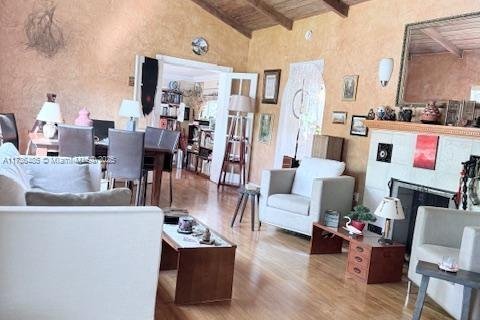 Casa en venta en Miami, Florida, 3 dormitorios, 153.57 m2 № 1731999 - foto 1