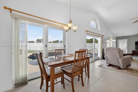 Casa en venta en Royal Palm Beach, Florida, 3 dormitorios, 254.09 m2 № 2033286 - foto 27