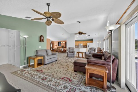 Casa en venta en Royal Palm Beach, Florida, 3 dormitorios, 254.09 m2 № 2033286 - foto 21