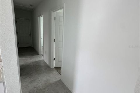 House in Haines City, Florida 4 bedrooms, 137.87 sq.m. № 1765411 - photo 18