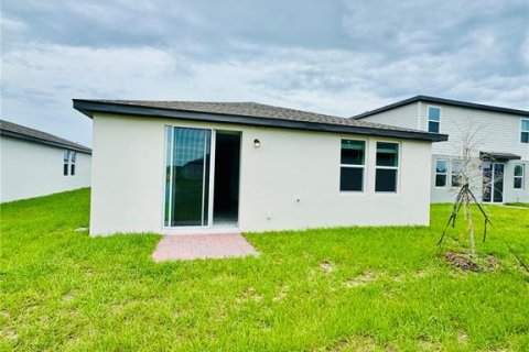 House in Haines City, Florida 4 bedrooms, 137.87 sq.m. № 1765411 - photo 29
