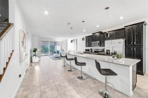 Touwnhouse à vendre à Kissimmee, Floride: 3 chambres, 182.27 m2 № 1550631 - photo 11