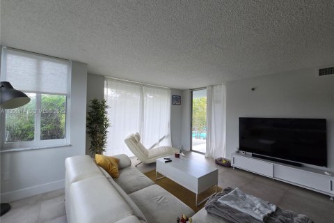 Copropriété à vendre à North Miami Beach, Floride: 3 chambres, 153.47 m2 № 2154848 - photo 6