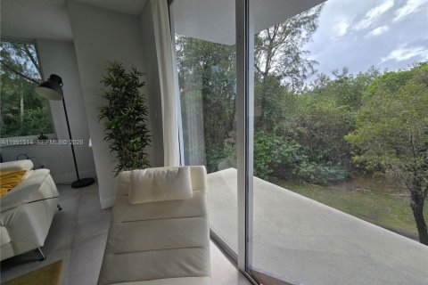 Copropriété à vendre à North Miami Beach, Floride: 3 chambres, 153.47 m2 № 2154848 - photo 18