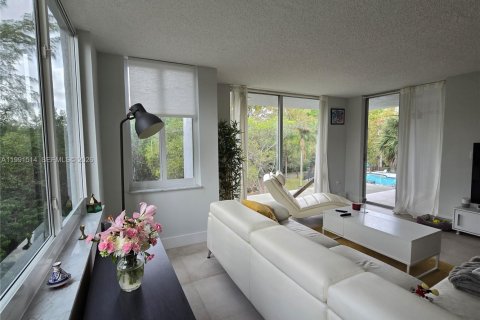Copropriété à vendre à North Miami Beach, Floride: 3 chambres, 153.47 m2 № 2154848 - photo 7