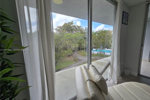 Copropriété à vendre à North Miami Beach, Floride: 3 chambres, 153.47 m2 № 2154848 - photo 19