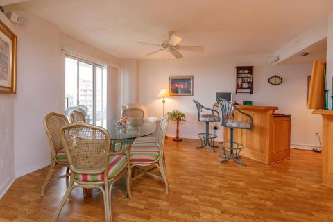 Condominio en venta en Ormond Beach, Florida, 3 dormitorios, 226.68 m2 № 1295990 - foto 7