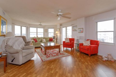 Condominio en venta en Ormond Beach, Florida, 3 dormitorios, 226.68 m2 № 1295990 - foto 4