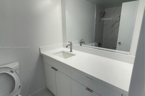 Снять в аренду кондоминиум в Норт-Бей-Виллидж, Флорида 53.6м2, № 2006832 - фото 10