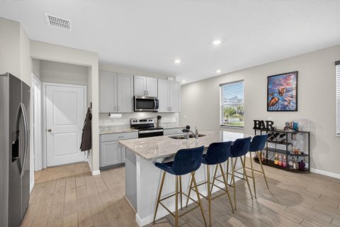 Townhouse in Mangonia Park, Florida 3 bedrooms, 163.32 sq.m. № 2190904 - photo 12