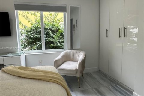 Casa en alquiler en Miramar, Florida, 4 dormitorios, 210.61 m2 № 2063779 - foto 28