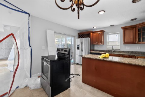Touwnhouse à vendre à North Lauderdale, Floride: 3 chambres, 132.11 m2 № 2085789 - photo 13