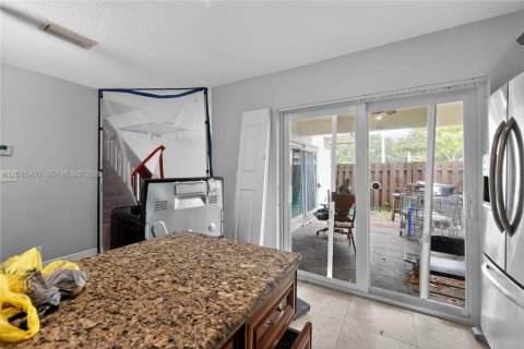 Touwnhouse à vendre à North Lauderdale, Floride: 3 chambres, 132.11 m2 № 2085789 - photo 14