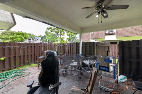 Touwnhouse à vendre à North Lauderdale, Floride: 3 chambres, 132.11 m2 № 2085789 - photo 5