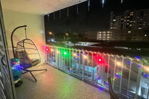 Condominio en venta en Miami Beach, Florida, 47.38 m2 № 1699810 - foto 9