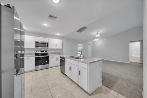 Casa en venta en Lehigh Acres, Florida, 3 dormitorios, 129.97 m2 № 2097552 - foto 11