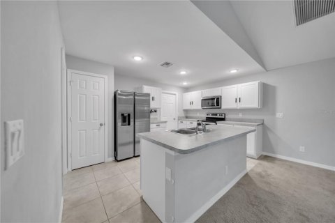 Casa en venta en Lehigh Acres, Florida, 3 dormitorios, 129.97 m2 № 2097552 - foto 9