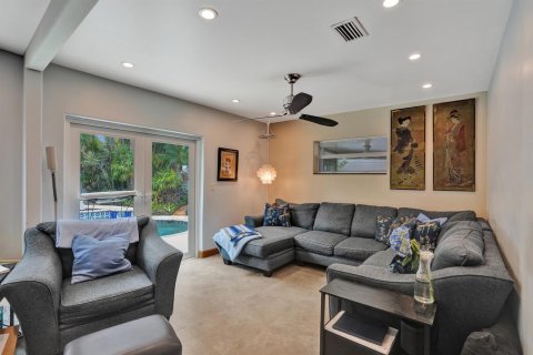 House in Fort Lauderdale, Florida 4 bedrooms, 191.66 sq.m. № 2190549 - photo 16