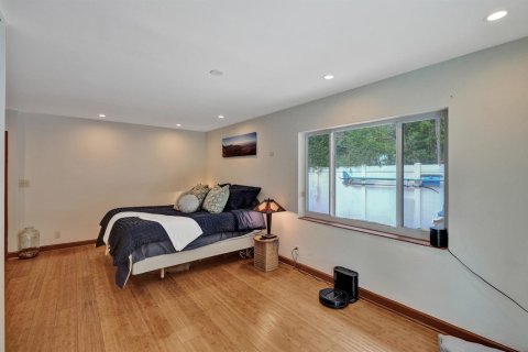 House in Fort Lauderdale, Florida 4 bedrooms, 191.66 sq.m. № 2190549 - photo 21