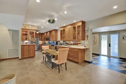 House in Fort Lauderdale, Florida 4 bedrooms, 191.66 sq.m. № 2190549 - photo 7