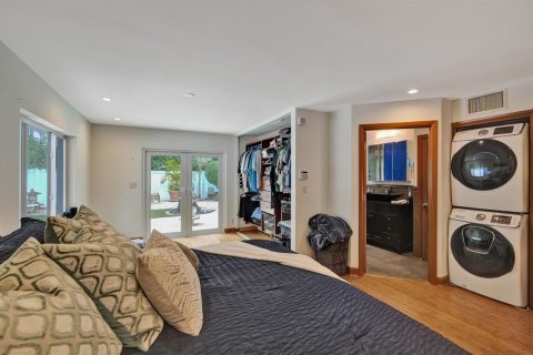 House in Fort Lauderdale, Florida 4 bedrooms, 191.66 sq.m. № 2190549 - photo 20