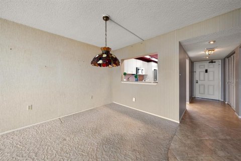 Condominio en venta en Clearwater, Florida, 2 dormitorios, 117.52 m2 № 2266687 - foto 4