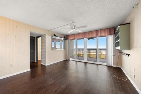 Condominio en venta en Clearwater, Florida, 2 dormitorios, 117.52 m2 № 2266687 - foto 16