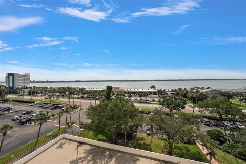 Condominio en venta en Clearwater, Florida, 2 dormitorios, 117.52 m2 № 2266687 - foto 27