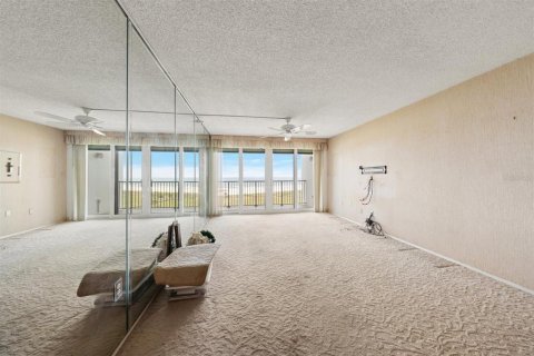 Condominio en venta en Clearwater, Florida, 2 dormitorios, 117.52 m2 № 2266687 - foto 8