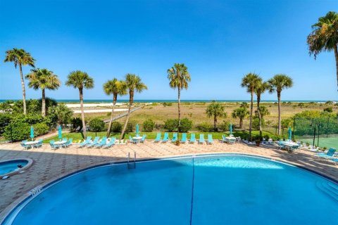 Condominio en venta en Clearwater, Florida, 2 dormitorios, 117.52 m2 № 2266687 - foto 26