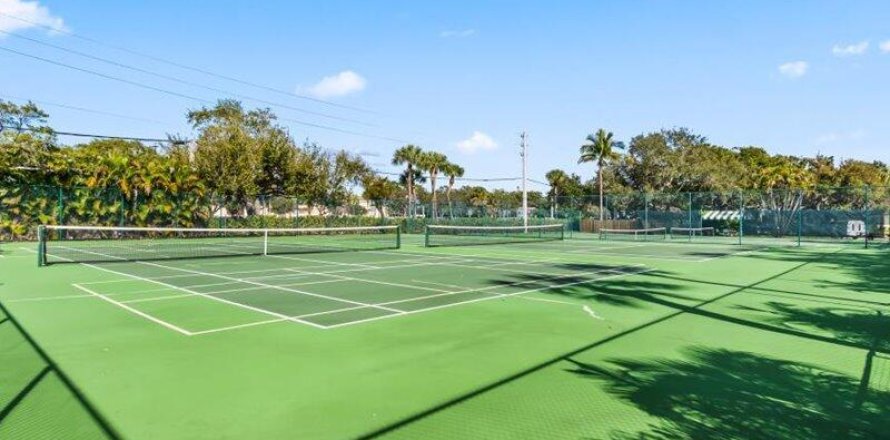 Casa en North Palm Beach, Florida 2 dormitorios, 171.03 m2 № 672655