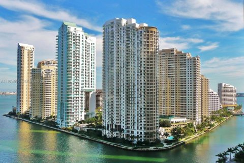 Condo in Miami, Florida, 2 bedrooms  № 2041712 - photo 20