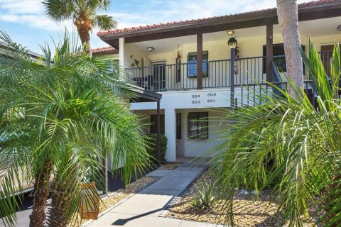 Copropriété à vendre à Englewood, Floride: 2 chambres, 103.31 m2 № 1908648 - photo 1
