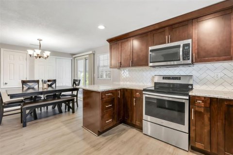 Villa ou maison à vendre à Lakeland, Floride: 3 chambres, 111.48 m2 № 2389122 - photo 14