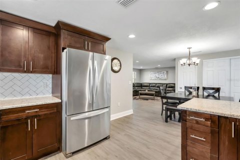 Villa ou maison à vendre à Lakeland, Floride: 3 chambres, 111.48 m2 № 2389122 - photo 13
