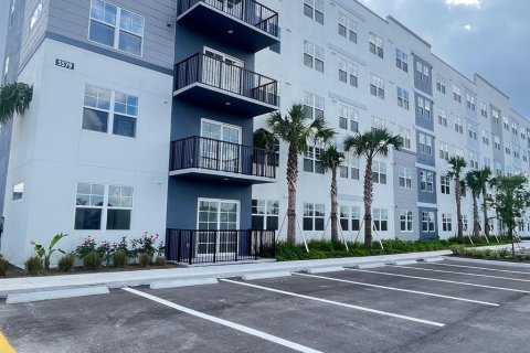 Condo à Orlando, Floride, 3 chambres  № 2113811