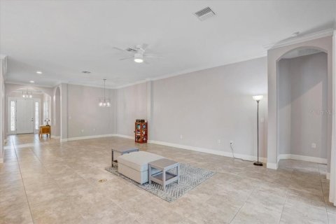Villa ou maison à vendre à Tampa, Floride: 4 chambres, 213.95 m2 № 2105318 - photo 13
