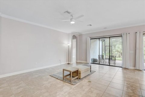 Villa ou maison à vendre à Tampa, Floride: 4 chambres, 213.95 m2 № 2105318 - photo 15