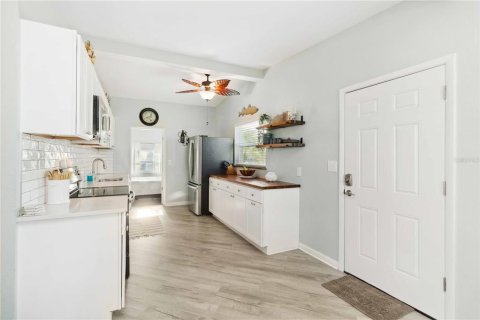 House in Palmetto, Florida 2 bedrooms, 104.89 sq.m. № 1620422 - photo 4