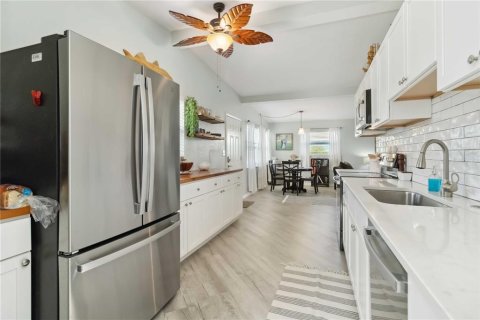 House in Palmetto, Florida 2 bedrooms, 104.89 sq.m. № 1620422 - photo 8