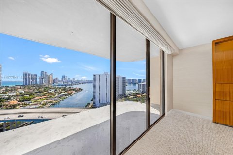 Купить кондоминиум в Авентура, Флорида 3 спальни, 318.28м2, № 2050789 - фото 20