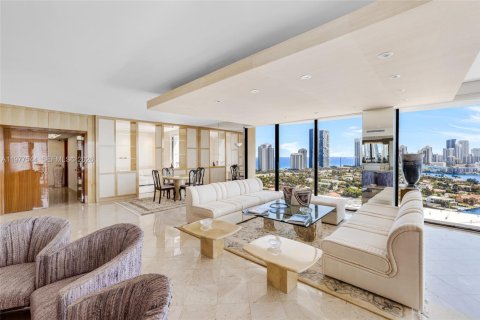 Купить кондоминиум в Авентура, Флорида 3 спальни, 318.28м2, № 2050789 - фото 8