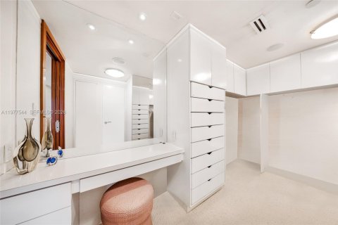 Купить кондоминиум в Авентура, Флорида 3 спальни, 318.28м2, № 2050789 - фото 22