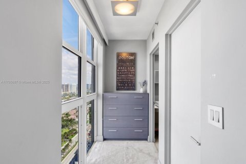Copropriété à vendre à Sunny Isles Beach, Floride: 3 chambres, 226.68 m2 № 1727221 - photo 26