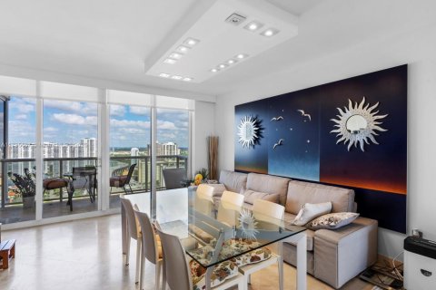 Copropriété à vendre à Sunny Isles Beach, Floride: 3 chambres, 226.68 m2 № 1727221 - photo 13
