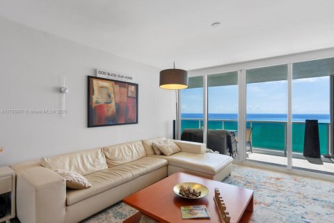Copropriété à vendre à Sunny Isles Beach, Floride: 3 chambres, 226.68 m2 № 1727221 - photo 12