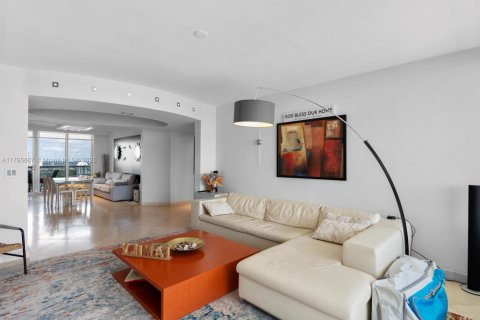 Copropriété à vendre à Sunny Isles Beach, Floride: 3 chambres, 226.68 m2 № 1727221 - photo 11