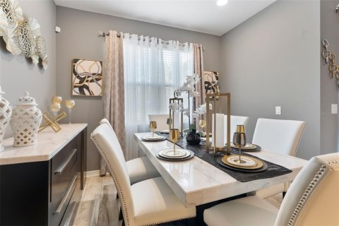 Adosado en venta en Orlando, Florida, 3 dormitorios, 171.5 m2 № 1831721 - foto 10